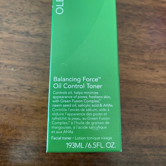OleHenriksen Balancing Force Oil Control Toner - Picture 3 of 6